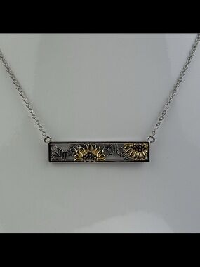 Rhodium Plated 925 Sterling Silver 3D Gold Sunflower Leaf Bar Pendant Necklace!